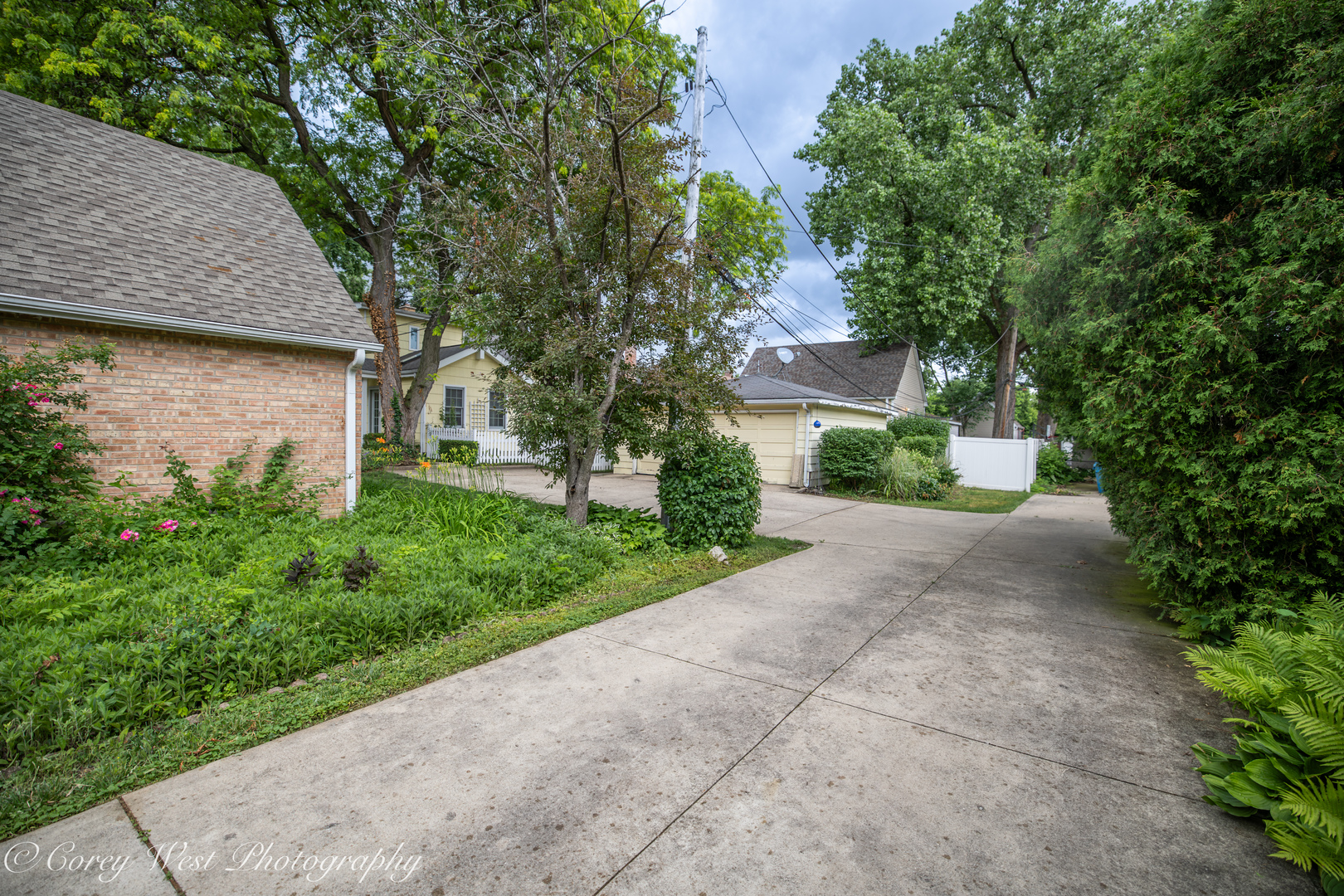 398 West St Charles Road Elmhurst, IL 60126 - Photo 36 of 40