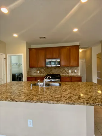 $3,500 | 15 Sagamore Ridge Place, The Woodlands, TX 77389
