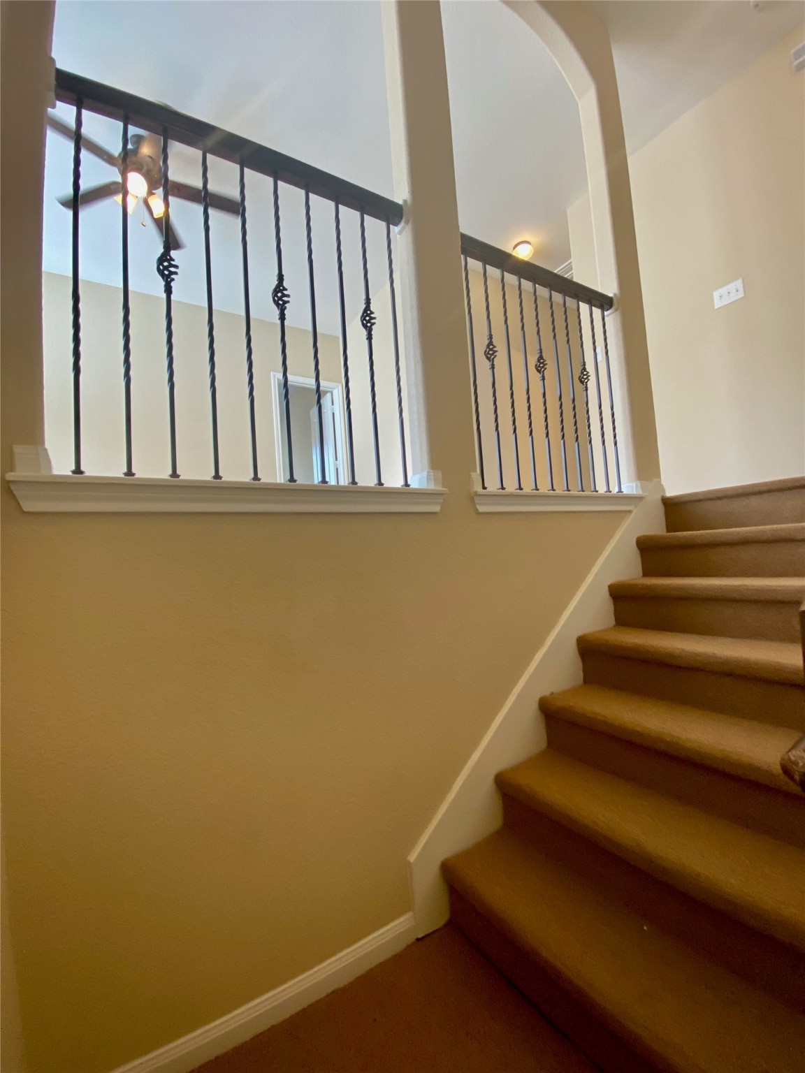 15 Sagamore Ridge Place The Woodlands, TX 77389 - Photo 22 of 39 a view of entryway