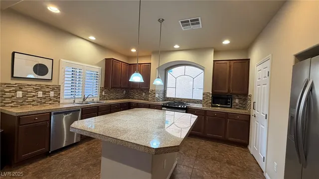 $2,845 | 6451 Parrot Ridge Court, Las Vegas, NV 89139