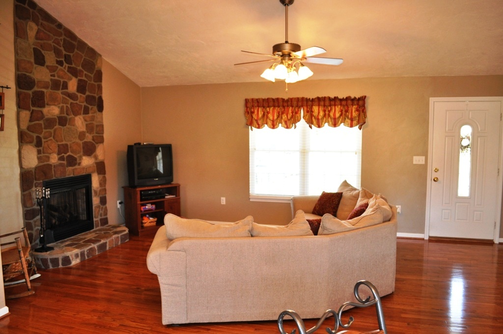 2903 Sandy Level Road Goodview, VA 24095 - Photo 12 of 34 Great Room