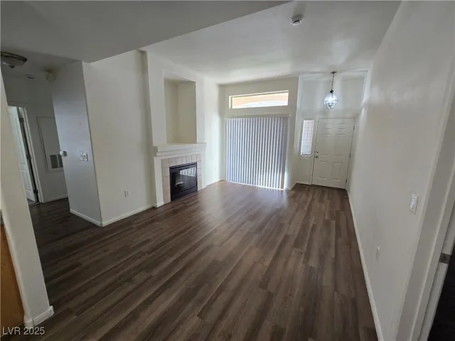 $1,600 | 3500 Cactus Shadow Street, Unit 101, Las Vegas, NV 89129