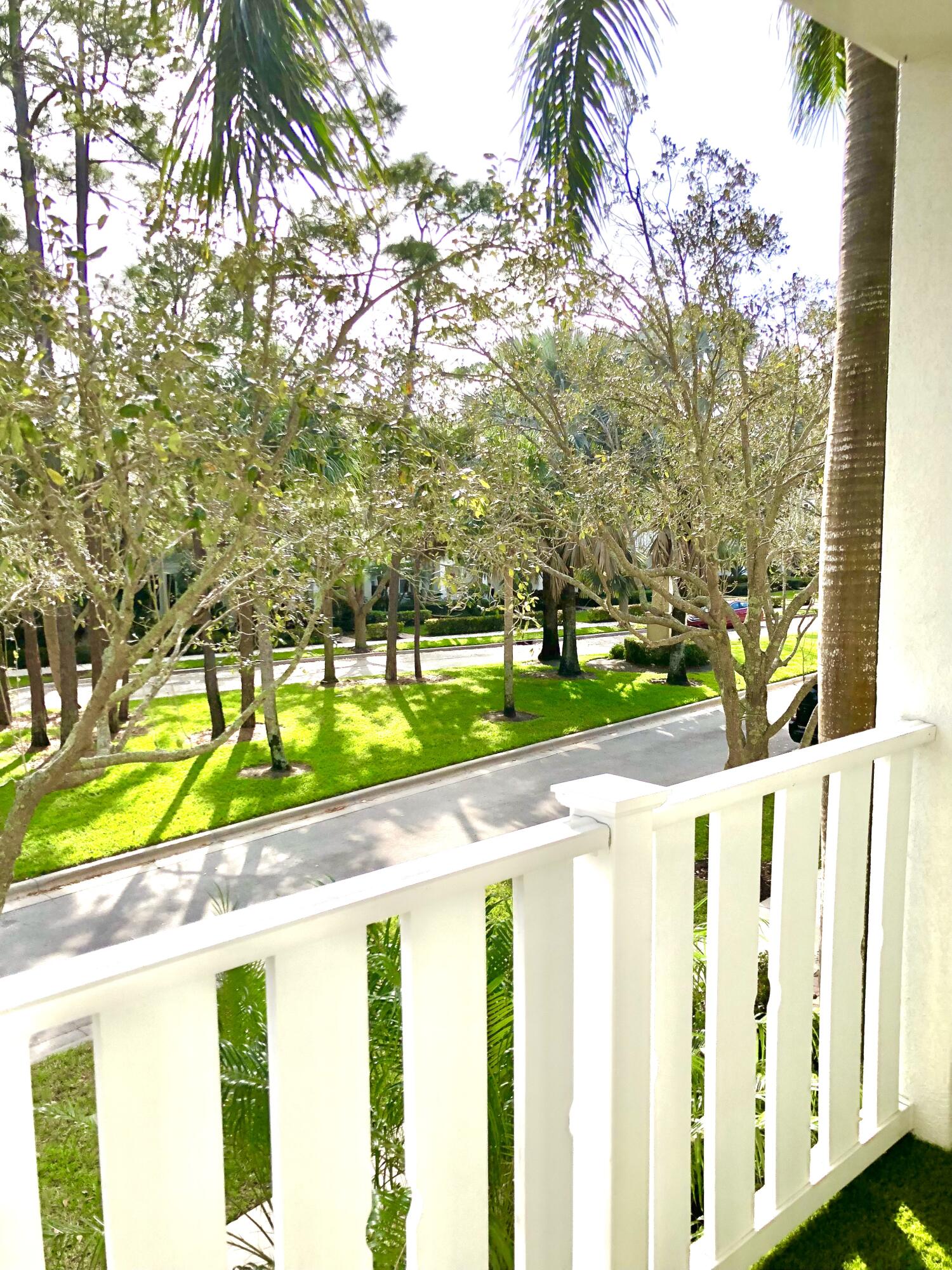 3336 West Community Drive Jupiter, FL 33458 - Photo 34 of 48 FADB7A7E-9BE6-4229-861B-6B8B0982BEF1