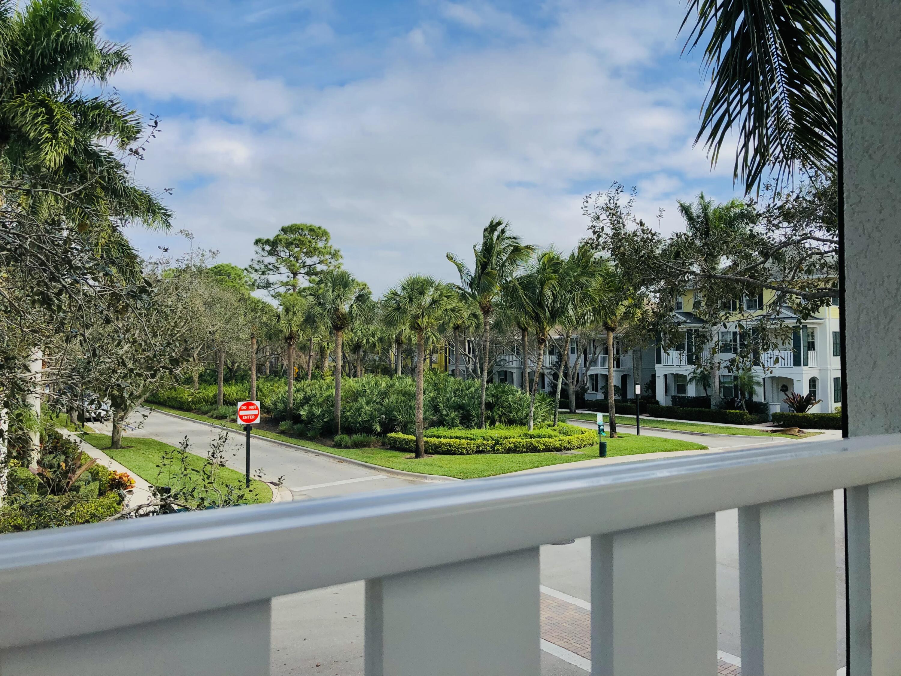 3336 West Community Drive Jupiter, FL 33458 - Photo 36 of 48 D64FBE00-DF2E-40AC-A436-3140407DFF7A