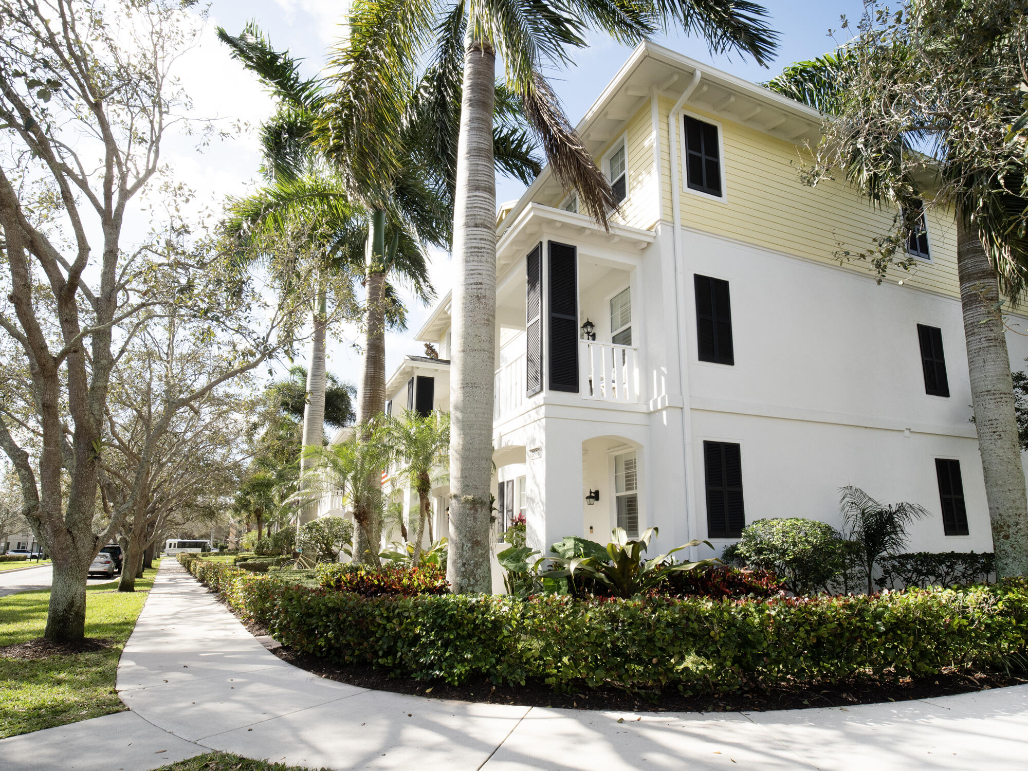 3336 West Community Drive Jupiter, FL 33458 - Photo 5 of 48 P1044821-EDIT-1