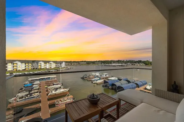 $2,850 | 199 Waterpoint Court, Unit 304, Conroe, TX 77304