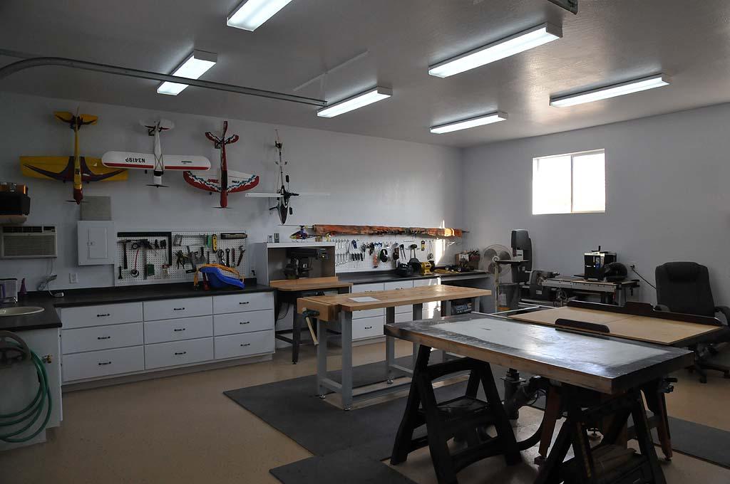 2259 East Victor Road Gilbert, AZ 85296 - Photo 11 of 18 Inside of Shop