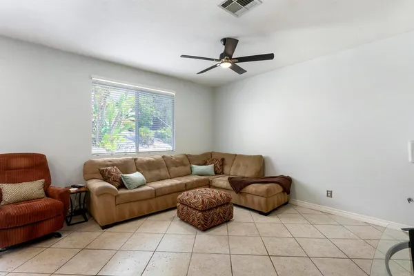 $949,000 | 868 Panella Court, Oceanside, CA 92057