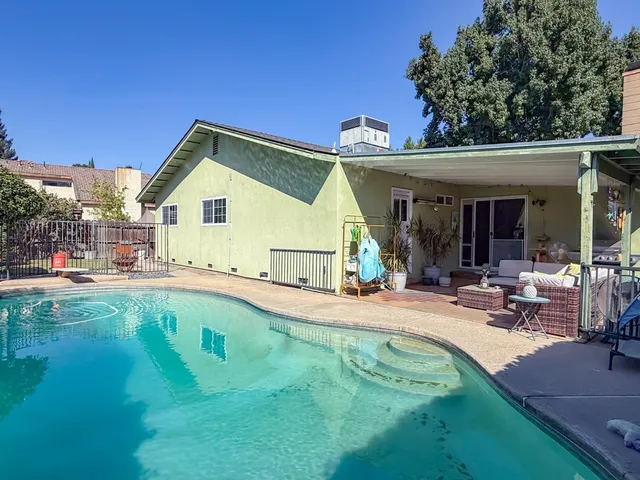 $489,000 | 3913 Peacock Lane, Modesto, CA 95356