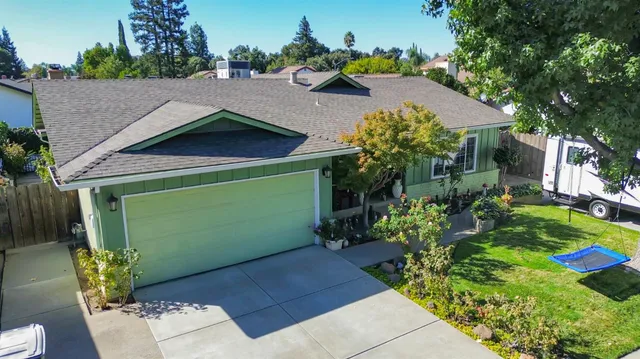 $489,000 | 3913 Peacock Lane, Modesto, CA 95356