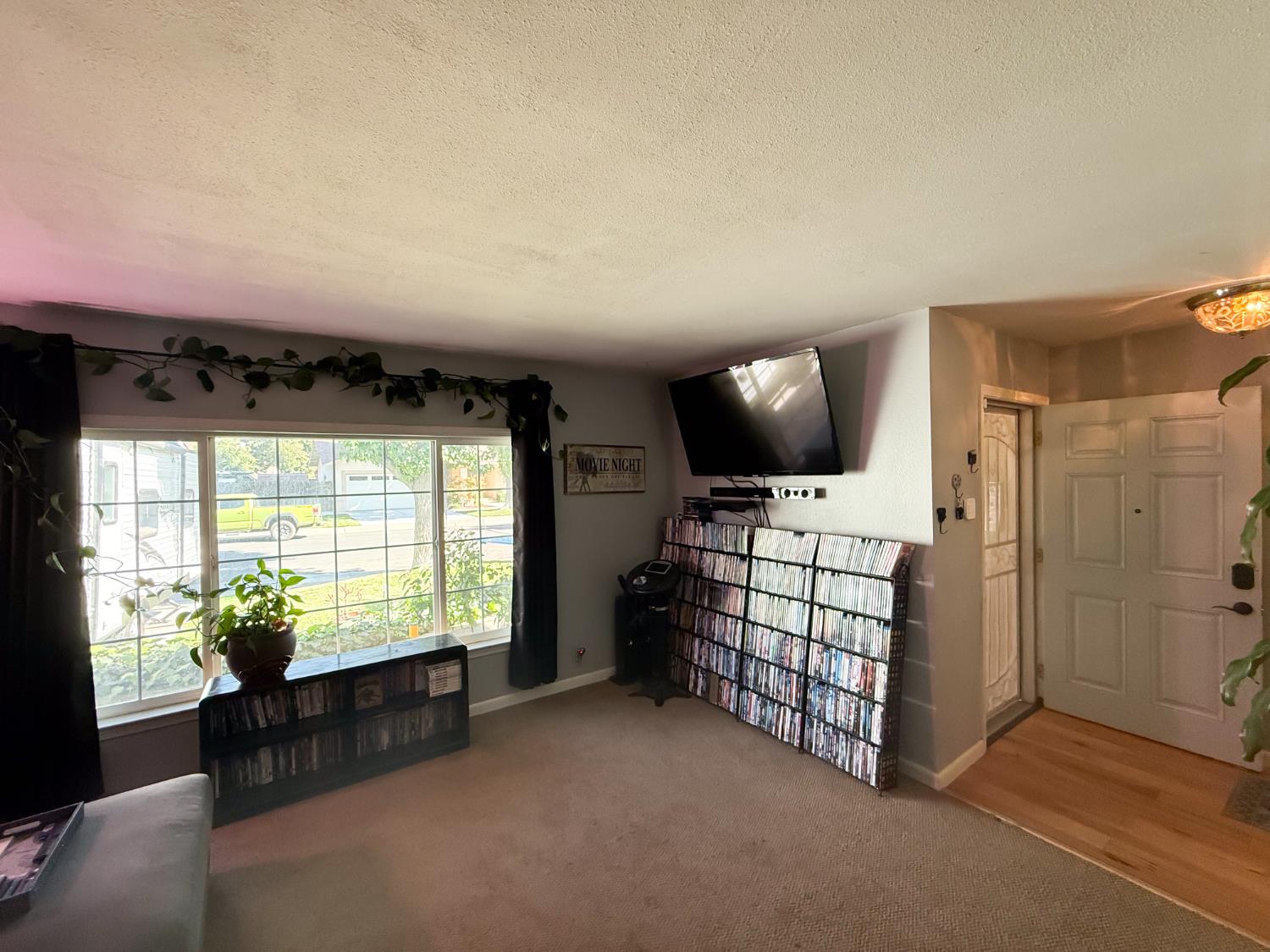 3913 Peacock Lane Modesto, CA 95356 - Photo 6 of 46