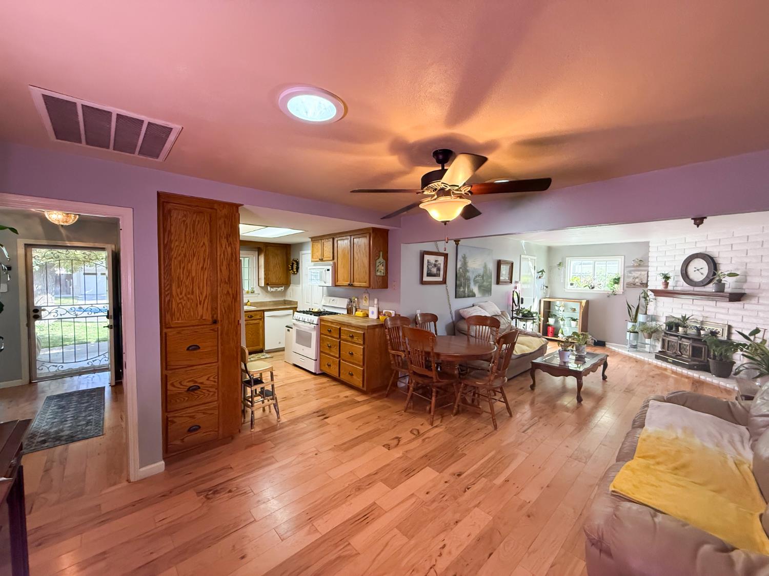 3913 Peacock Lane Modesto, CA 95356 - Photo 9 of 46