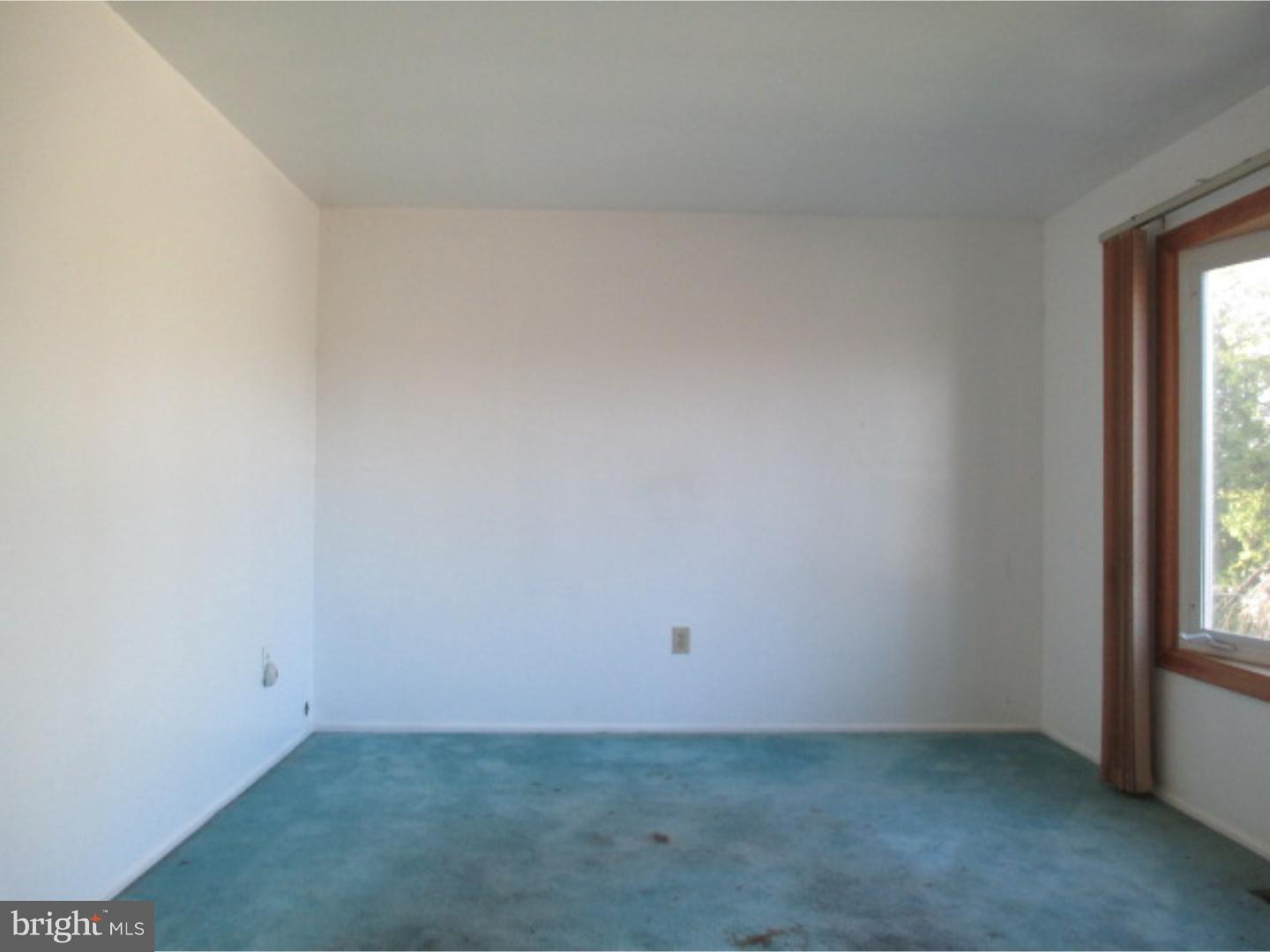 184 Tansboro Road Berlin, NJ 08009 - Photo 3 of 14 Gallery Image 3