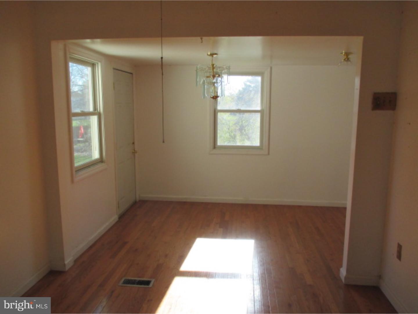 184 Tansboro Road Berlin, NJ 08009 - Photo 5 of 14 Gallery Image 5