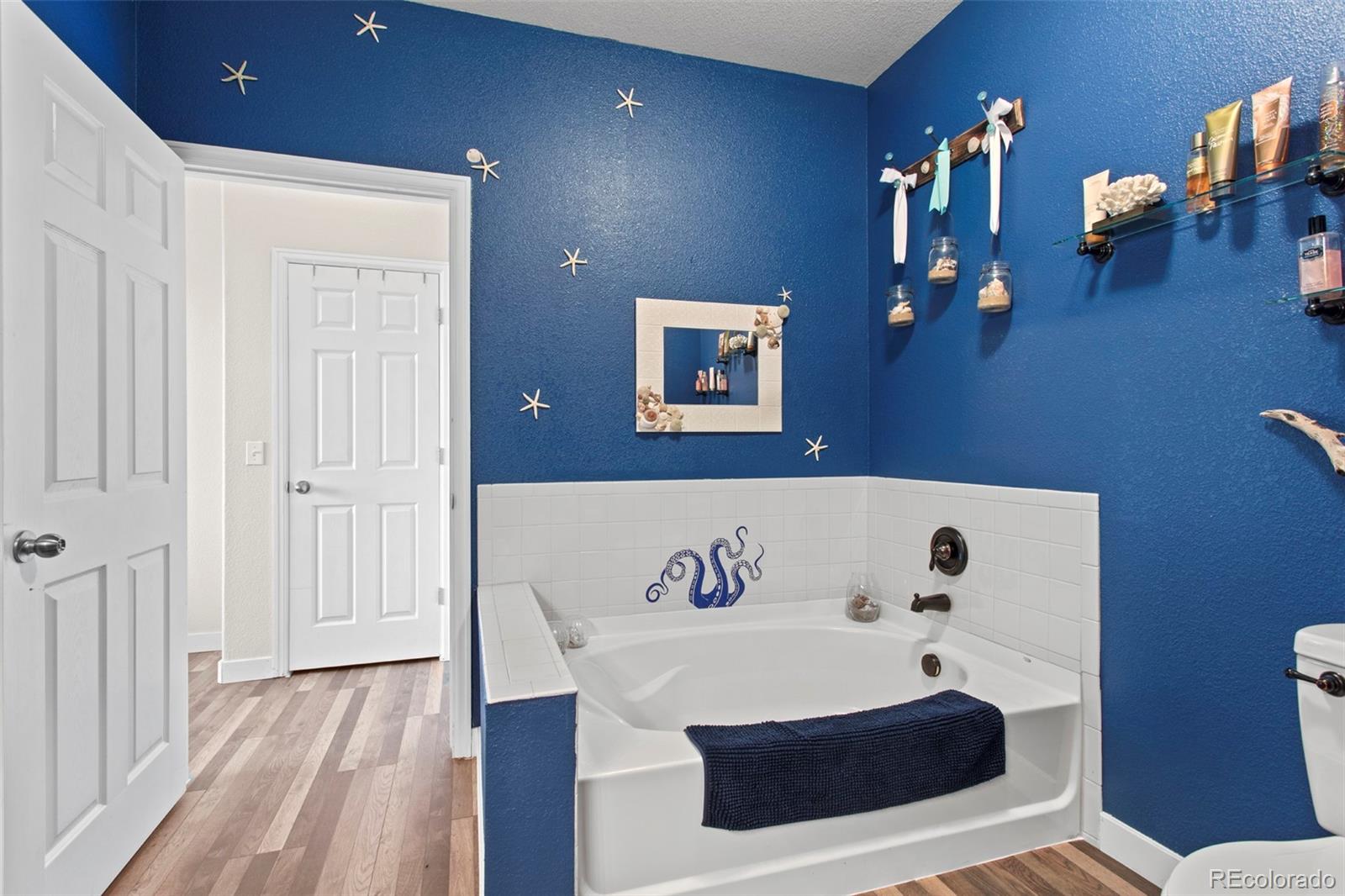 3703 South Perth Circle, Unit 101 Aurora, CO 80013 - Photo 16 of 30 a view of bathroom