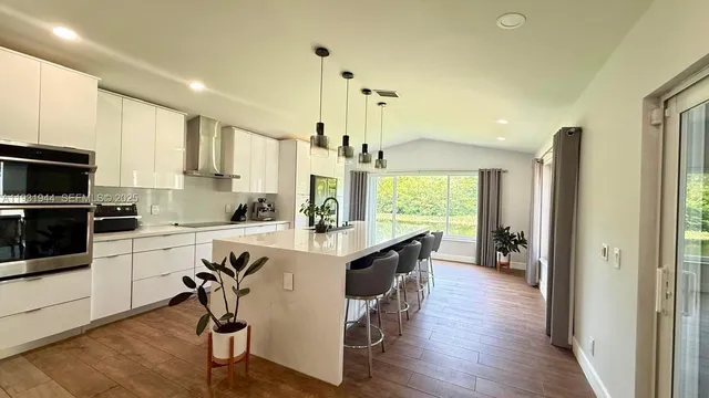 $5,500 | 388 Carrington Drive, Weston, FL 33326