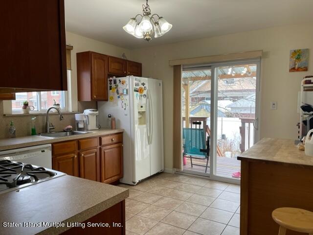 527 Oder Avenue Staten Island, NY 10304 - Photo 12 of 31 IMG_6828