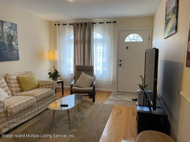 527 Oder Avenue Staten Island, NY 10304 - Photo 6 of 31 IMG_6815