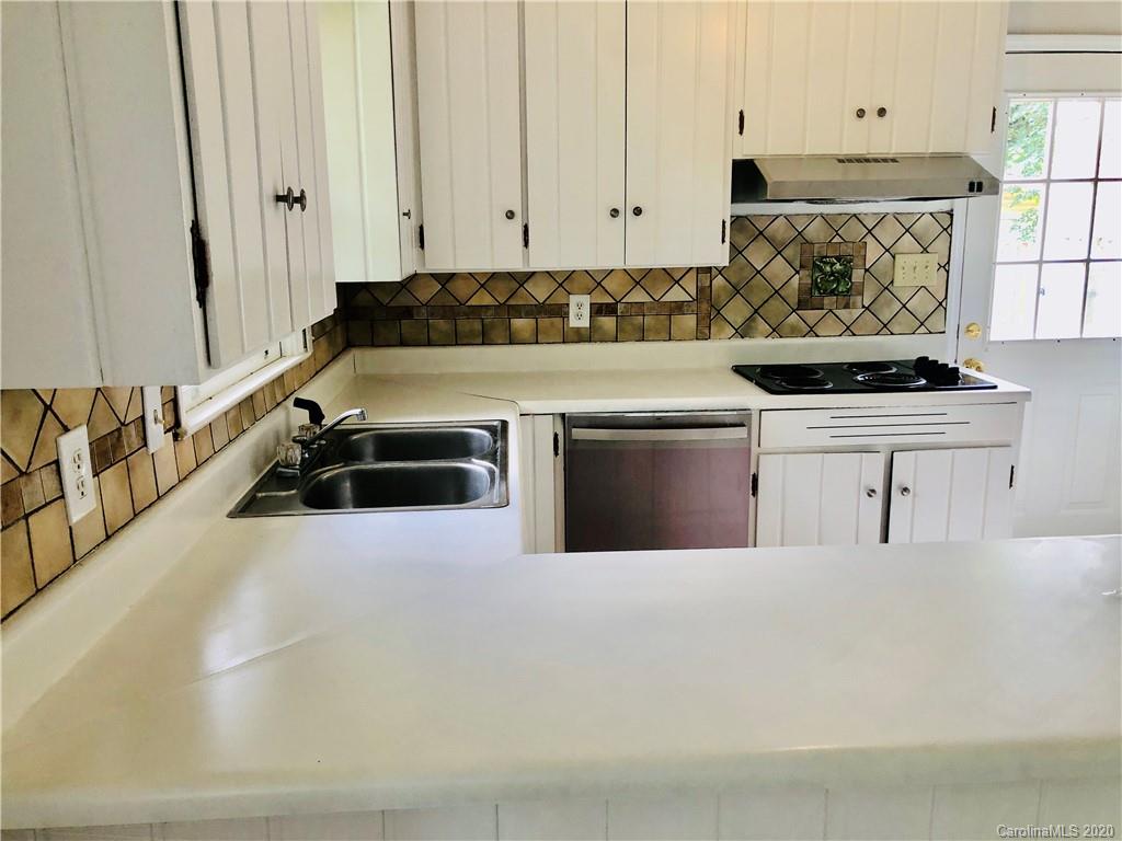 3914 Farmview Road Charlotte, NC 28205 - Photo 7 of 22 Gallery Image 7