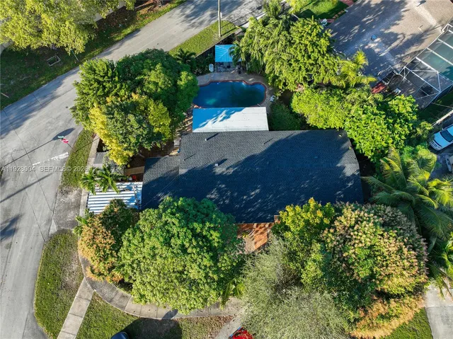 $670,000 | 111 Northeast 175th Street, North Miami Beach, FL 33162