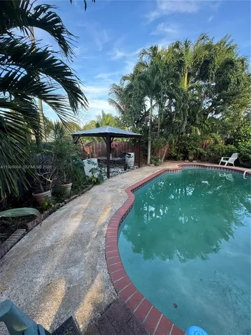 $670,000 | 111 Northeast 175th Street, North Miami Beach, FL 33162