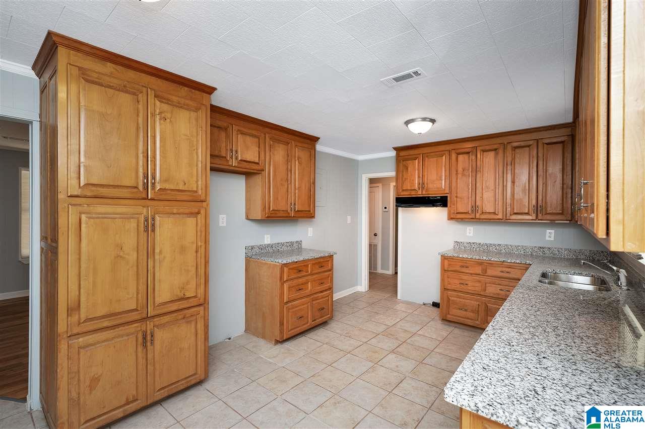 73 Springbrook Tuscaloosa, AL 35405 - Photo 5 of 9