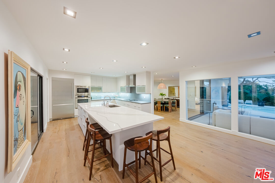 2644 Greenvalley Road Los Angeles, CA 90046 - Photo 14 of 73