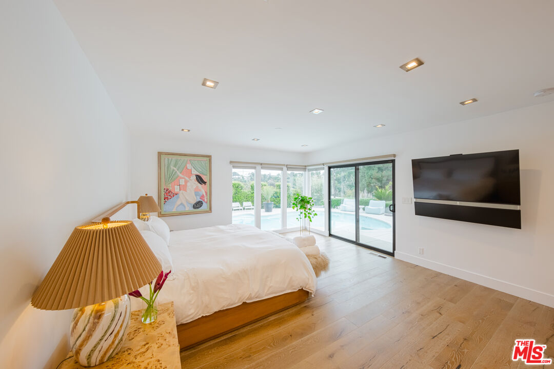 2644 Greenvalley Road Los Angeles, CA 90046 - Photo 25 of 73
