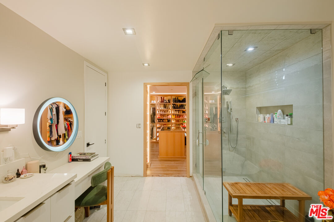 2644 Greenvalley Road Los Angeles, CA 90046 - Photo 32 of 73