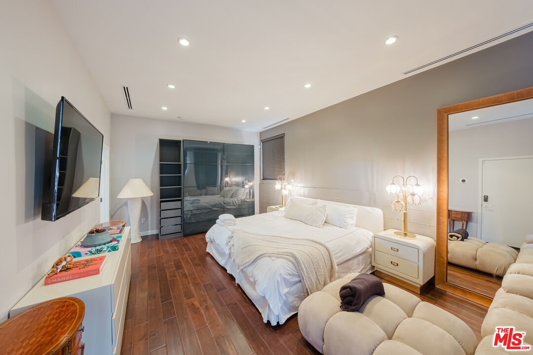 2644 Greenvalley Road Los Angeles, CA 90046 - Photo 40 of 73