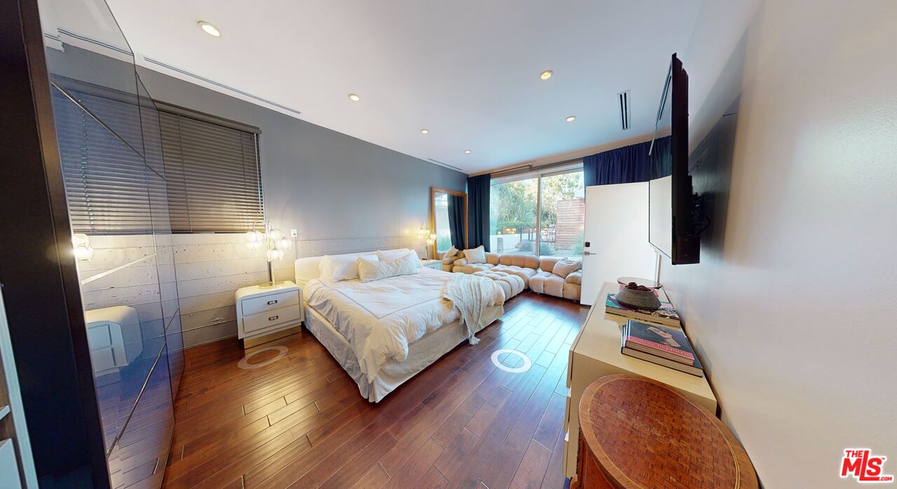 2644 Greenvalley Road Los Angeles, CA 90046 - Photo 41 of 73