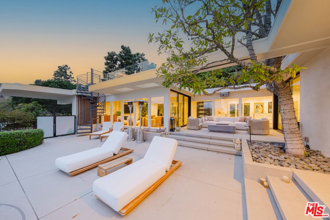 2644 Greenvalley Road Los Angeles, CA 90046 - Photo 49 of 73
