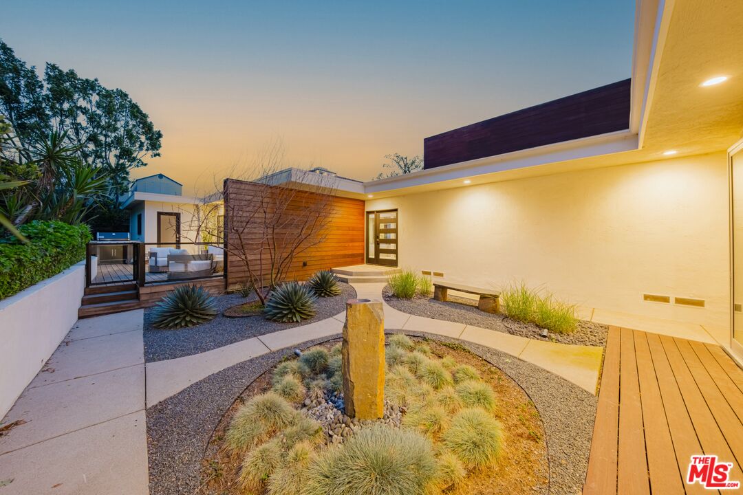 2644 Greenvalley Road Los Angeles, CA 90046 - Photo 53 of 73