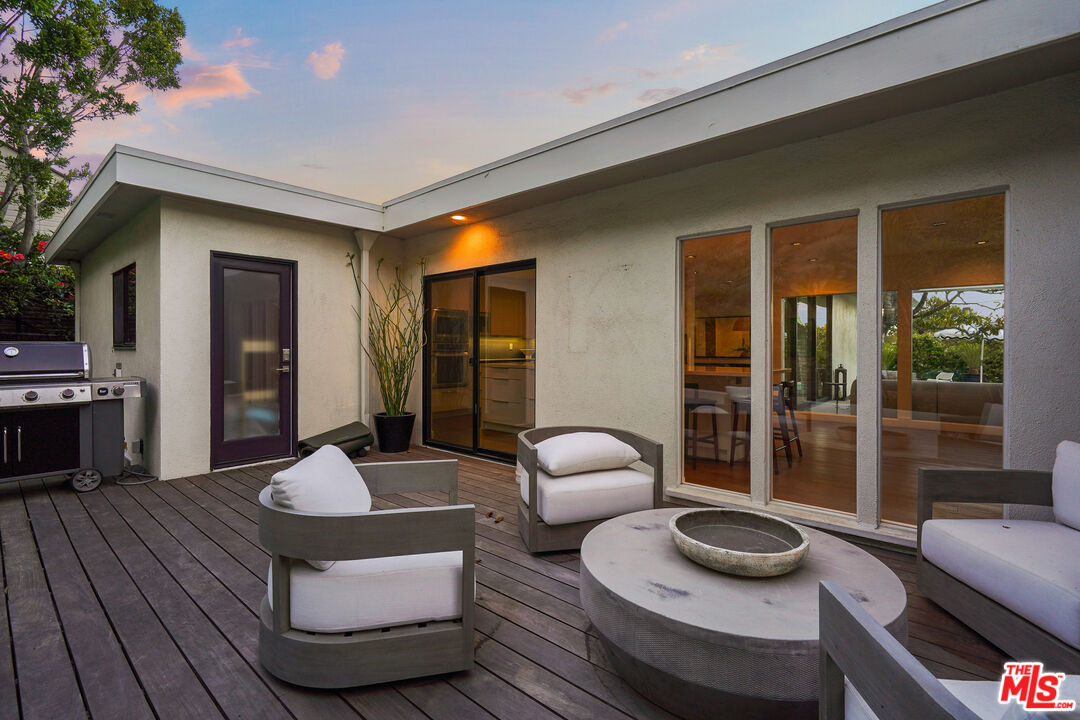 2644 Greenvalley Road Los Angeles, CA 90046 - Photo 57 of 73