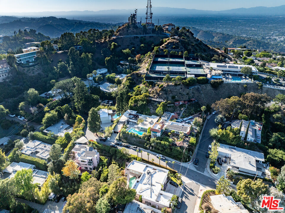 2644 Greenvalley Road Los Angeles, CA 90046 - Photo 70 of 73