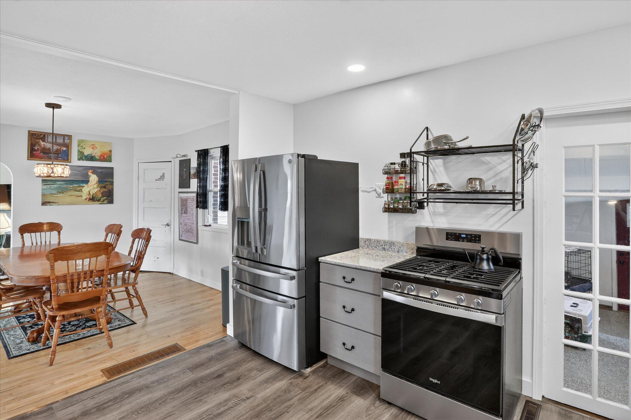 16100 Fawn River Road White Pigeon, MI 49099 - Photo 15 of 32 20-16100-Fawn-River-Rd-White-Pigeon-MI-4