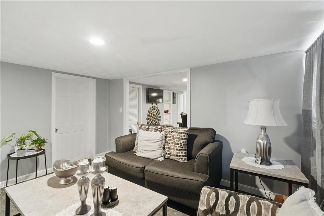 40 Primrose Street Pawtucket, RI 02860 - Photo 16 of 22 Gallery Image 16