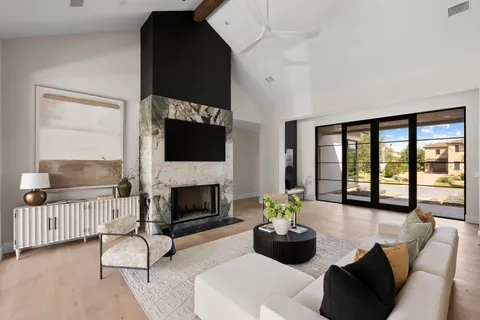 $3,990,000 | 4713 Pecan Chase, Austin, TX 78738