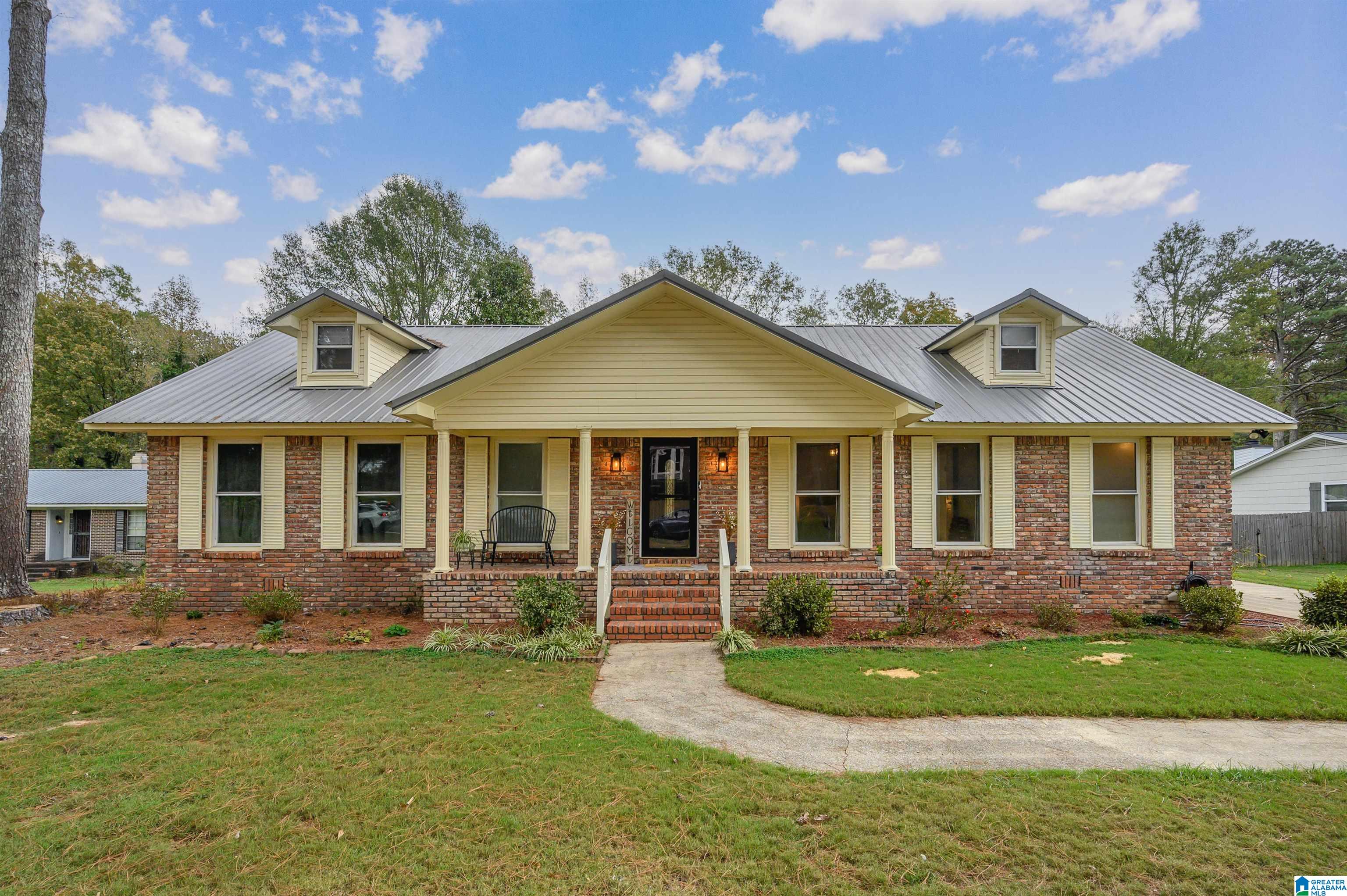 1124 St Clair Road Moody, AL 35004 - Photo 1 of 43 Gallery Image 1