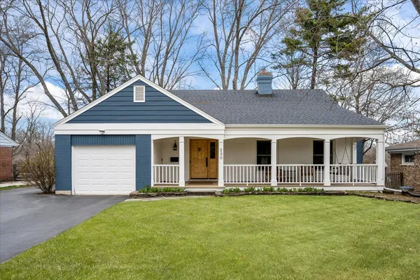 $749,000 | 230 West Center Avenue, Lake Bluff, IL 60044