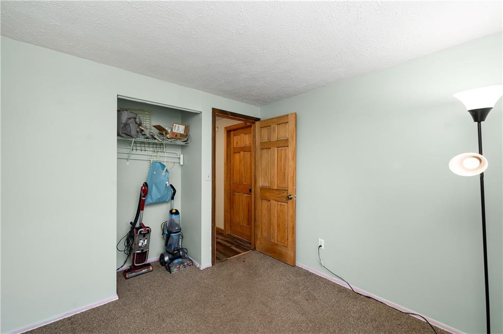 201 Colleen Street Butler, PA 16001 - Photo 26 of 33