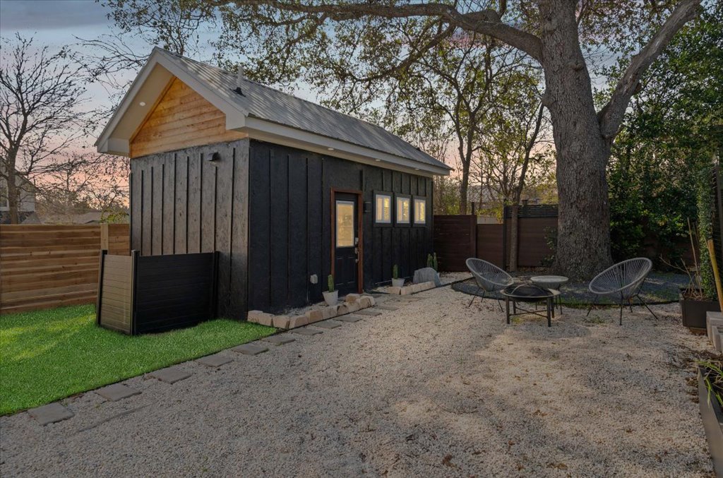 4309 Hank Avenue, Unit 2 Austin, TX 78745 - Photo 2 of 22