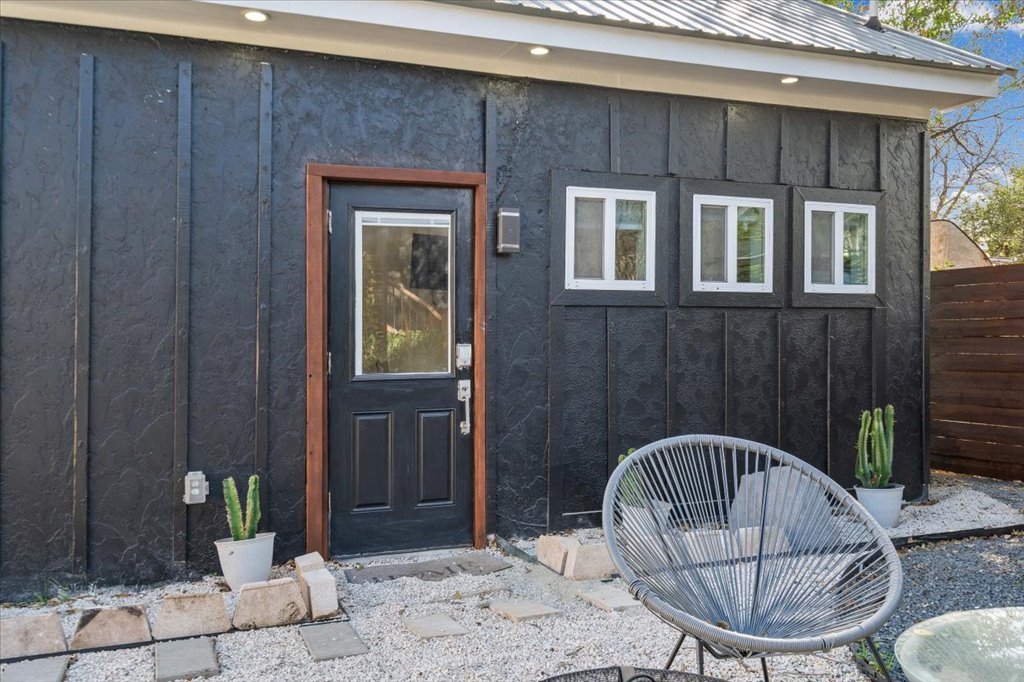 4309 Hank Avenue, Unit 2 Austin, TX 78745 - Photo 4 of 22