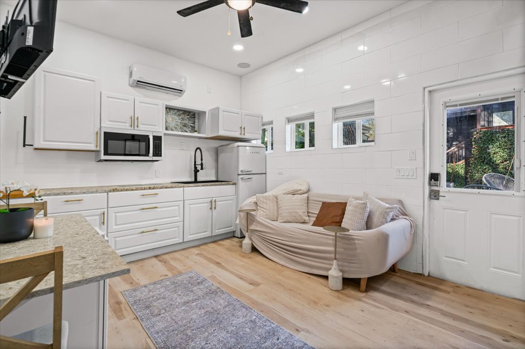 4309 Hank Avenue, Unit 2 Austin, TX 78745 - Photo 6 of 22