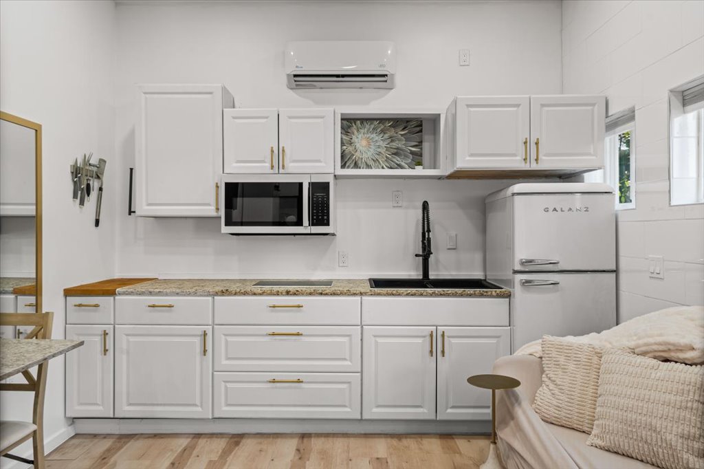 4309 Hank Avenue, Unit 2 Austin, TX 78745 - Photo 7 of 22