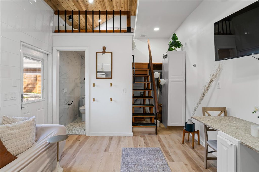 4309 Hank Avenue, Unit 2 Austin, TX 78745 - Photo 8 of 22