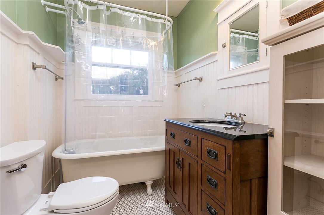 2823 Walnut Street Bellingham, WA 98225 - Photo 11 of 24 Gallery Image 11