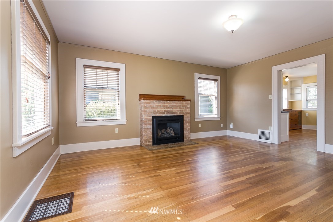 2823 Walnut Street Bellingham, WA 98225 - Photo 4 of 24 Gallery Image 4