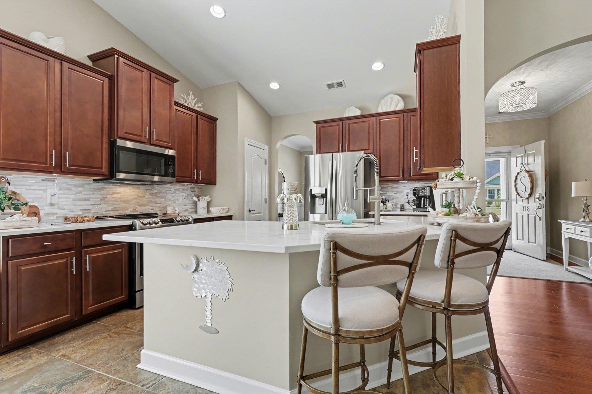 716 Harbor Bay Drive Murrells Inlet, SC 29576 - Photo 10 of 37