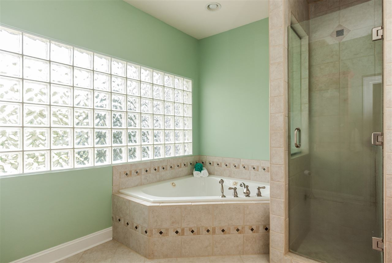 6428 Brandywine Road Raleigh, NC 27607 - Photo 12 of 25 Master Bathroom